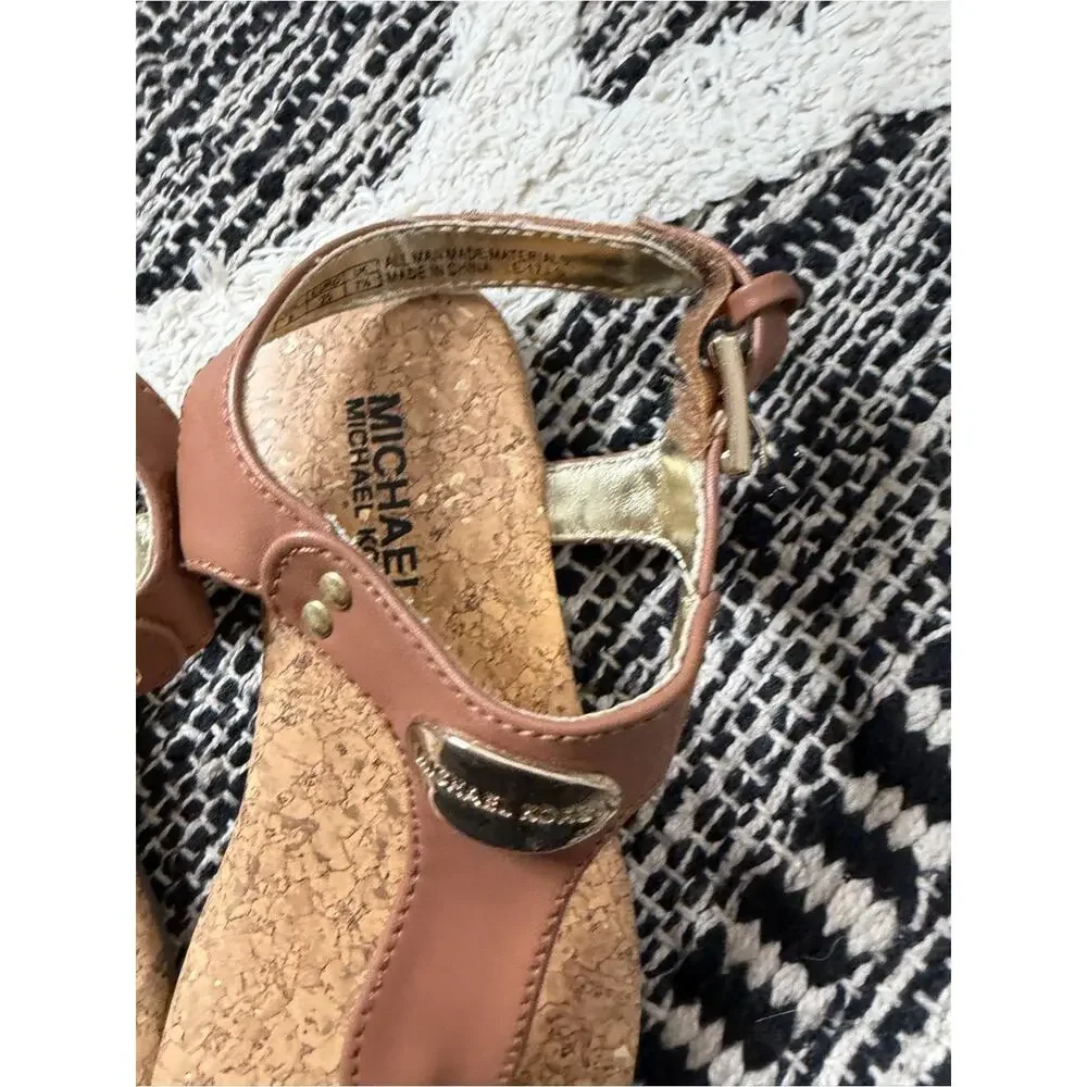 Michael Kors Girls' Brown Cork Thong Sandals size 8